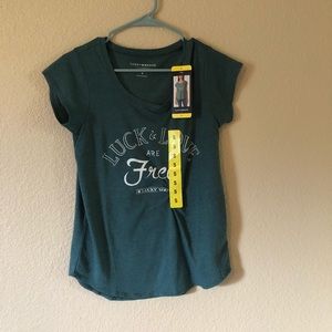 New lucky brand tshirt